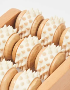 Masaje Madera Pies 9 Ruedas