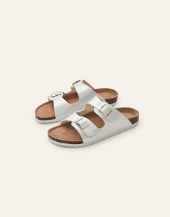 Sandalia Doble Hebilla Ergonómica Metalizada